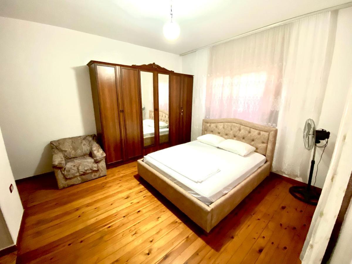 Villa Osmani Durrës Exterior foto