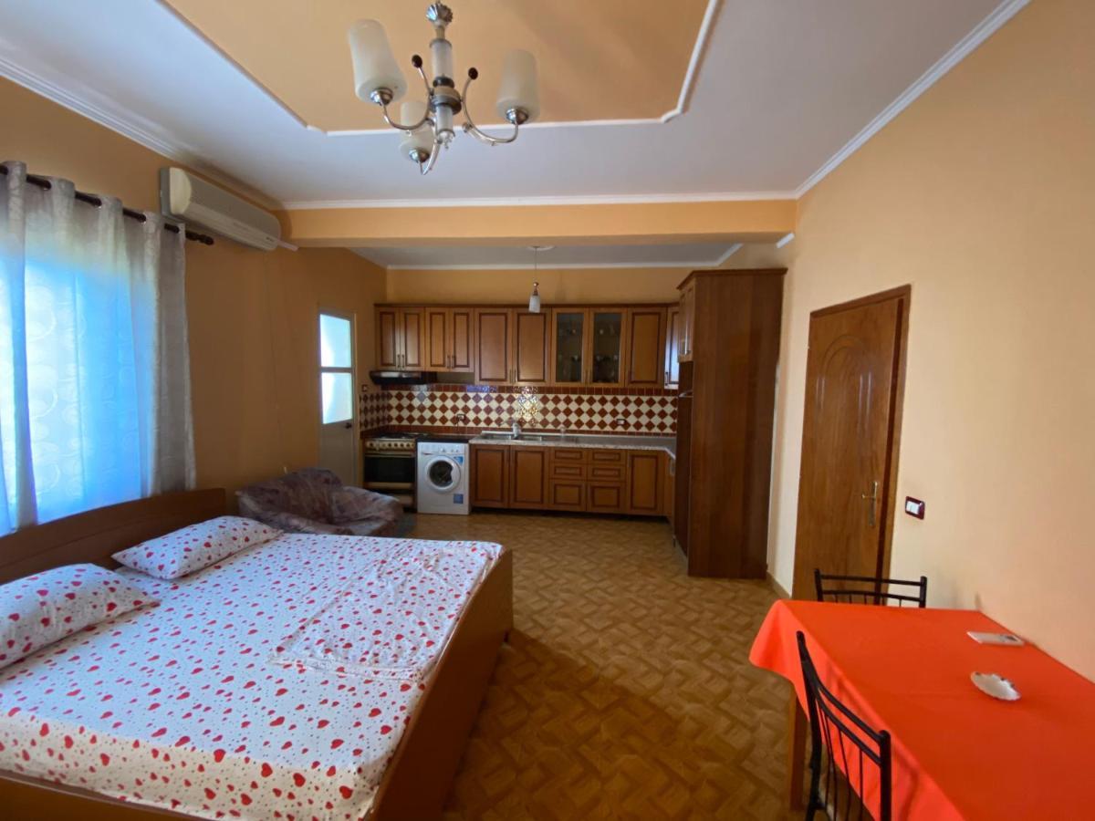 Villa Osmani Durrës Exterior foto