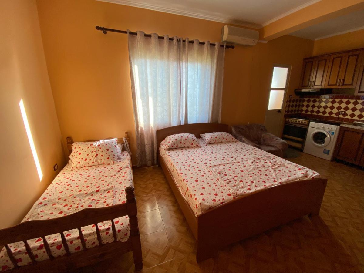 Villa Osmani Durrës Exterior foto
